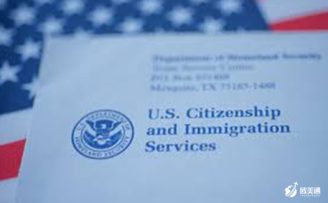 美国移民局：延长有临时绿卡有效期至48个月