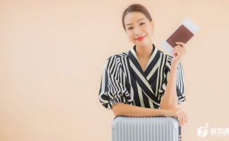 护照到期换发新护照，旧护照应该怎么处理？
