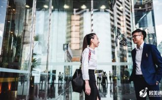 为什么内地企业家更倾向于在香港注册经营公司？
