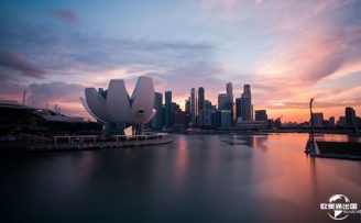 探索新加坡居留权的各种投资选择：从商业企业到政府基金
